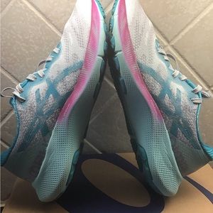 Women’s Asics Gel-Nimbus Lite 2